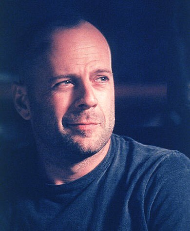   (Walter Bruce Willis)